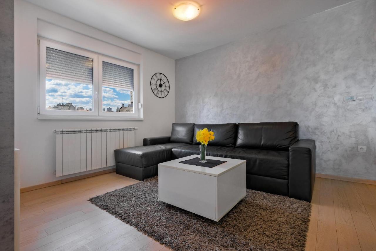 Apartment Zagreb, 0-24, Self Service Check-In, Free Parking Bagian luar foto
