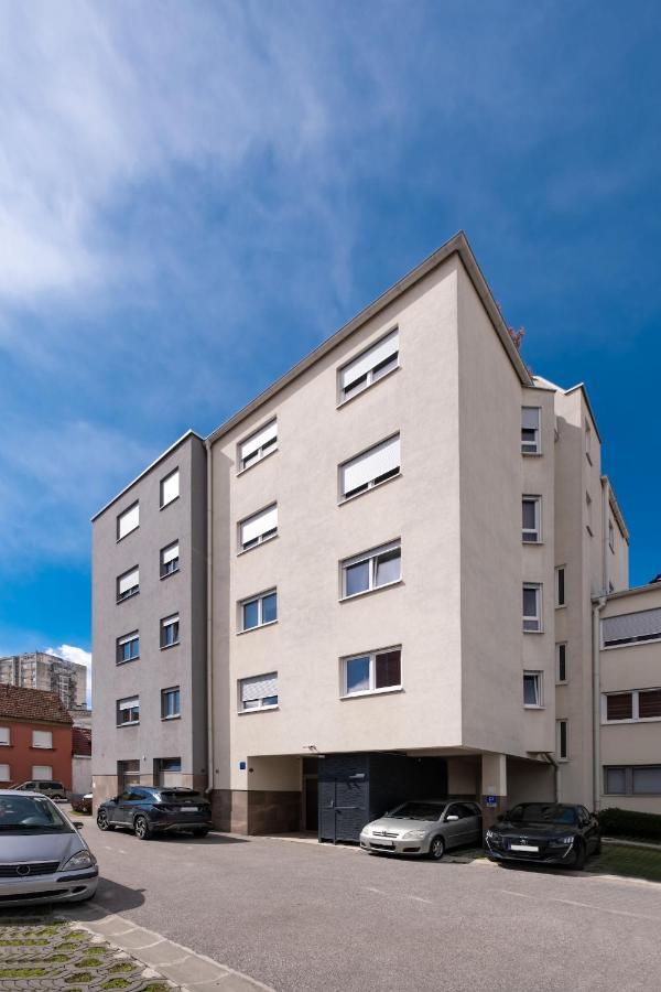 Apartment Zagreb, 0-24, Self Service Check-In, Free Parking Bagian luar foto
