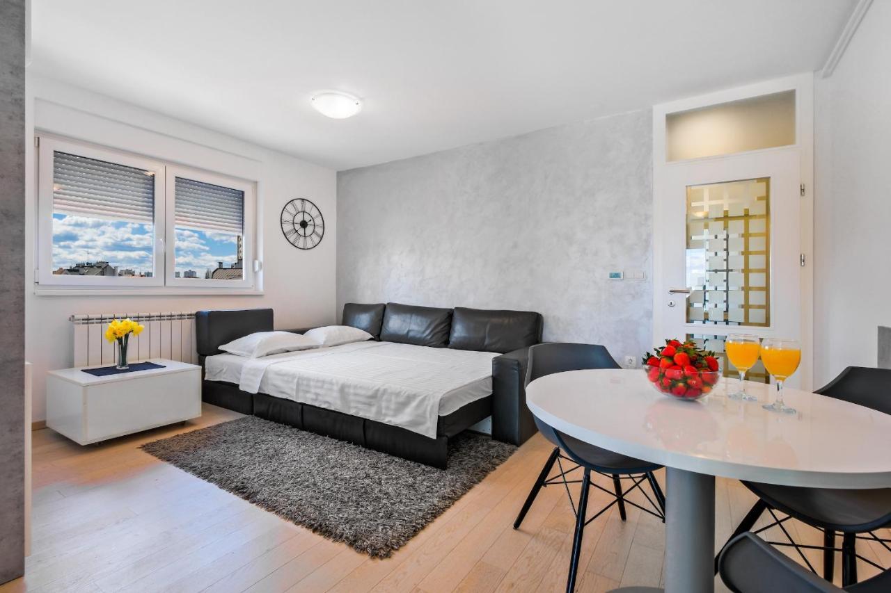 Apartment Zagreb, 0-24, Self Service Check-In, Free Parking Bagian luar foto